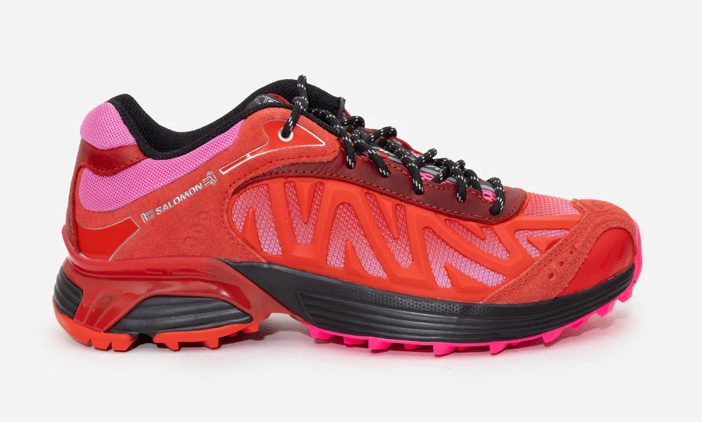 【2025年 11/18 発売】Aries × Salomon XT-WHISPER “Fiery Red/Black” (アリーズ サロモン) [L49218700/L49129700]
