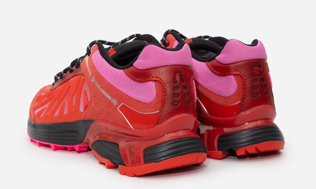 【2025年 11/18 発売】Aries × Salomon XT-WHISPER “Fiery Red/Black” (アリーズ サロモン) [L49218700/L49129700]