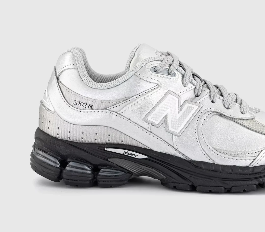 【2025年 8/1 発売】New Balance U2002 RF “Silver Metallic” (ニューバランス) [U2002RF]