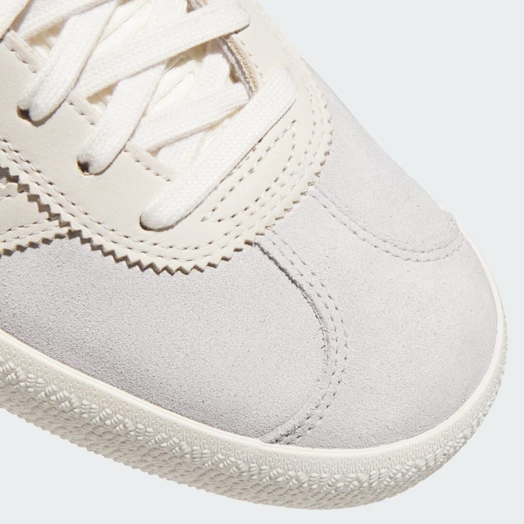 【2025年 7/10 発売】adidas Originals GAZELLE ADV “Grey Two/Chalk White/Gold Metallic” (アディダス オリジナルス ガゼル ADV “グレー/ホワイト/ゴールド”) [JQ3723]