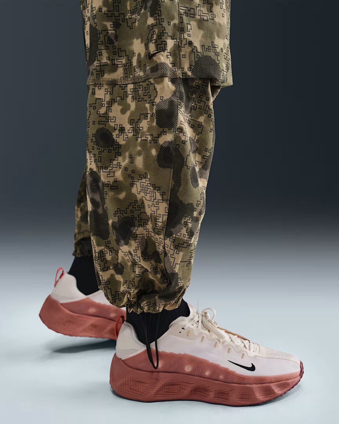 NIKE TECH “カモ柄 ルーズフィットパンツ & ジャケット & ショーツ”が発売 (ナイキ テック) [HV0973-210/HV0978-220/HV0980-210]