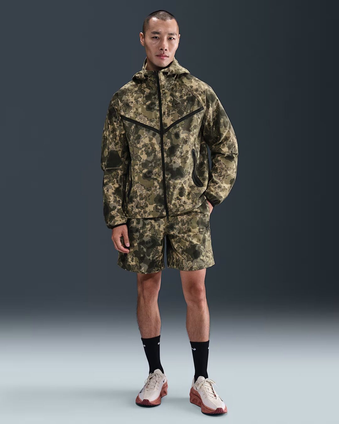 NIKE TECH “カモ柄 ルーズフィットパンツ & ジャケット & ショーツ”が発売 (ナイキ テック) [HV0973-210/HV0978-220/HV0980-210]