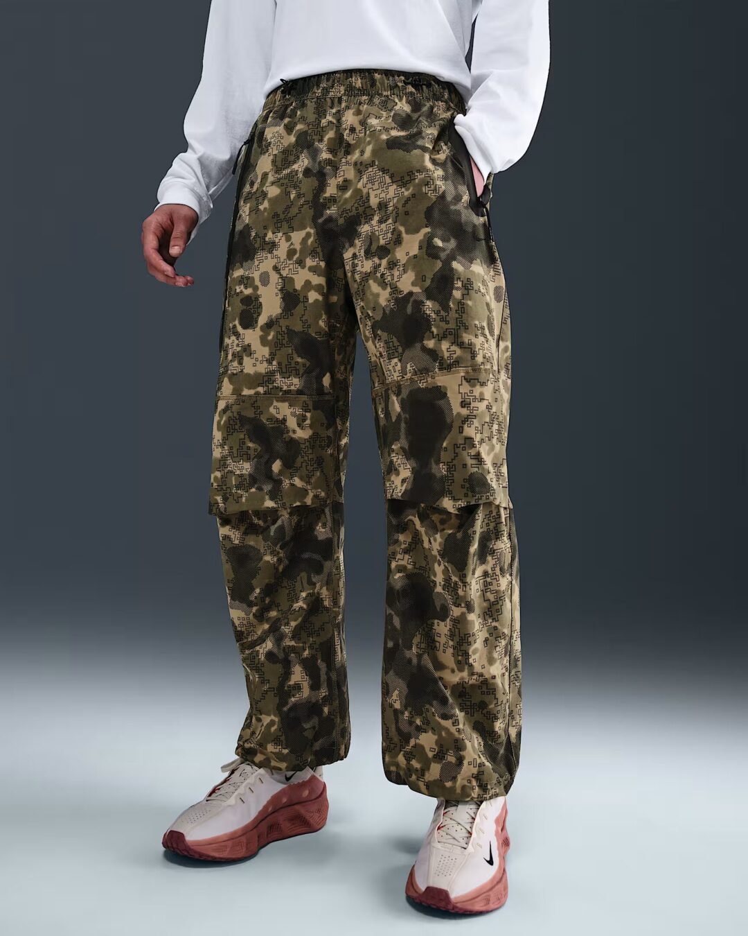 NIKE TECH “カモ柄 ルーズフィットパンツ & ジャケット & ショーツ”が発売 (ナイキ テック) [HV0973-210/HV0978-220/HV0980-210]