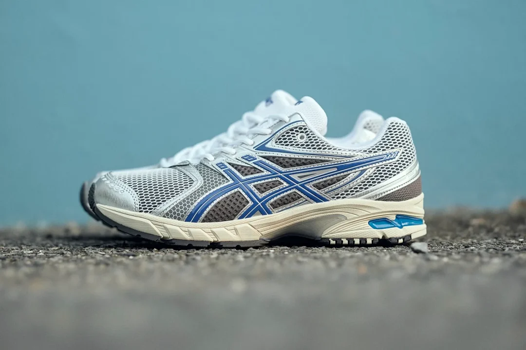 【2025年 7/24 発売】ASICS GEL-DS TRAINER 14 “White/Asics Blue” & “White/Honey Beige” (アシックス ゲル ディーエス トレーナー) [1203A607.103/1203A607.105]