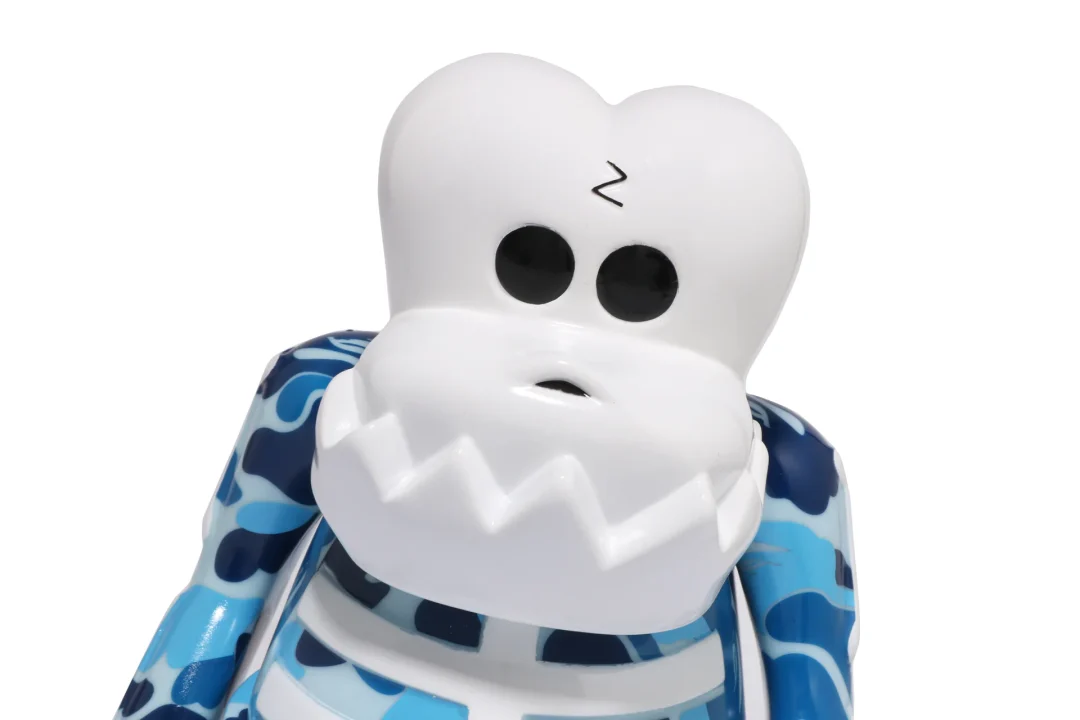 A BATHING APE × BOUNTY HUNTER SKULL KUN FIGURE 名作“スカルくん”がABC CAMOで2025年 8/1 & 8/2 発売 (ア ベイシング エイプ バウンティーハンター)