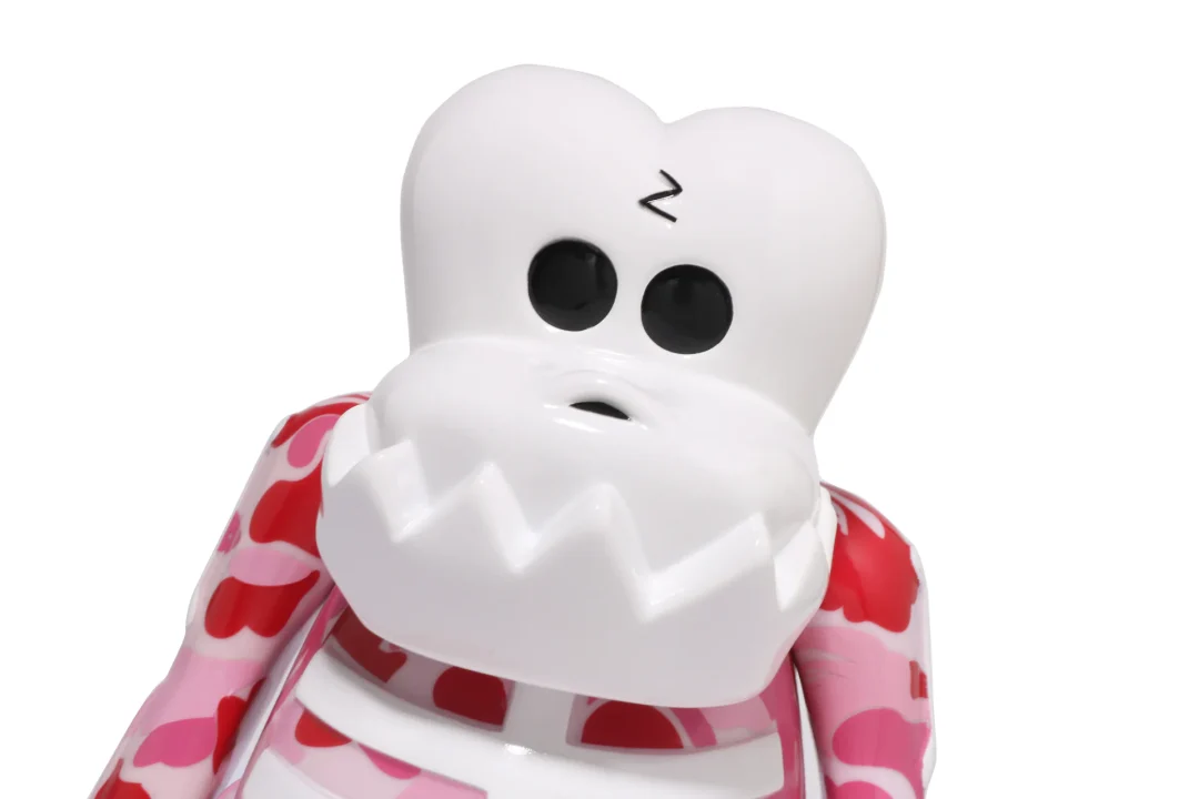 A BATHING APE × BOUNTY HUNTER SKULL KUN FIGURE 名作“スカルくん”がABC CAMOで2025年 8/1 & 8/2 発売 (ア ベイシング エイプ バウンティーハンター)