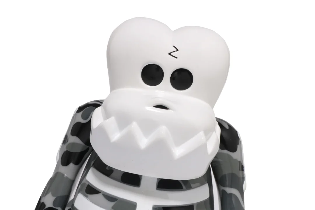 A BATHING APE × BOUNTY HUNTER SKULL KUN FIGURE 名作“スカルくん”がABC CAMOで2025年 8/1 & 8/2 発売 (ア ベイシング エイプ バウンティーハンター)
