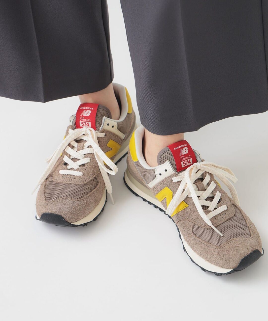 【2025年 8月下旬 発売】B:MING by BEAMS EXCLUSIVE New Balance 574 "MUSHROOM" (ニューバランス ビーミングバイビームス)