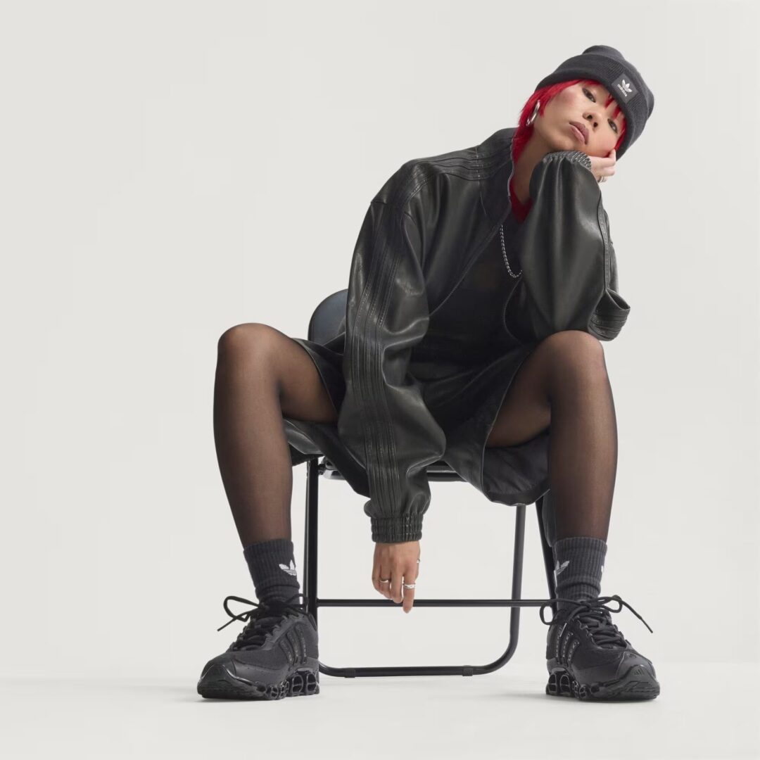 アディダスからアイコニックなファイヤーバードデザインの”トラックトップ & ジョーツ”が2025年 7/23 発売 (adidas Originals Firebird Oversized Track Top/Jorts)