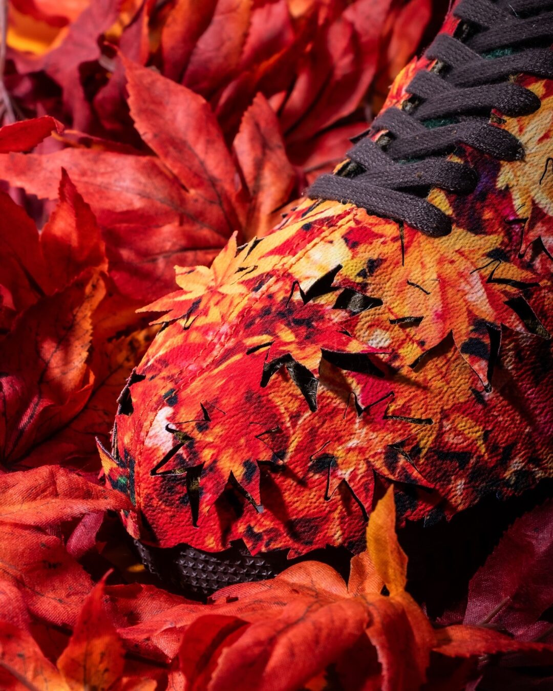 【2025年 10/3 & 10/24 発売・国内NIKE & atmos 限定】NIKE AIR FORCE 1 LOW LX “Autumn Leaves” (ナイキ エア フォース ロー “オータムリーブス”) [IM8062-368]