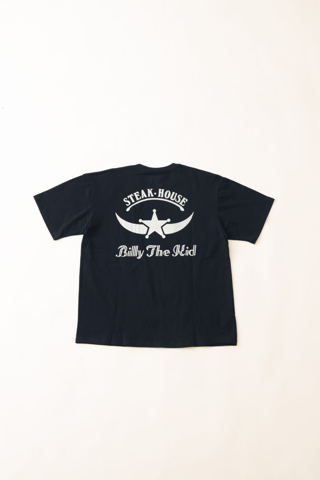 ステーキハウス「ビリー・ザ・キッド」× JOURNAL STANDARD 異色コラボTeeが受注販売 (BILLY THE KID ジャーナルスタンダード)