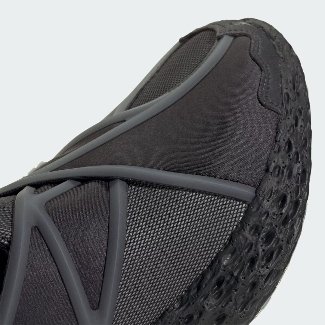 【2025年 7/31 発売】adidas Originals ZPONGE FLUX “Carbon/Iron Metallic” (アディダス オリジナルス ズポンジ フラックス “カーボン/アイアンメタリック”) [JR0830]