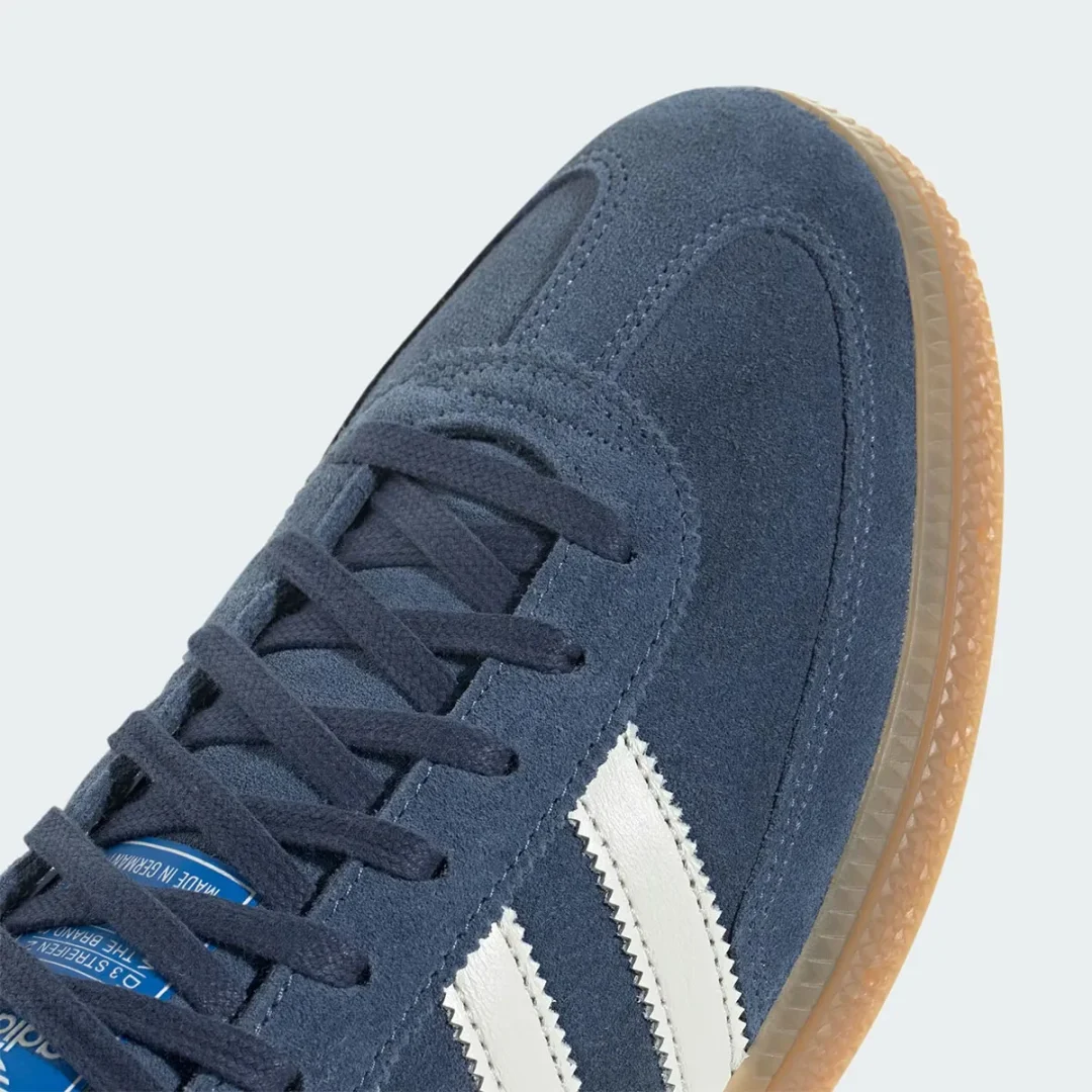 【2025年 7/8 発売】adidas Originals HANDBALL SPEZIAL Made in Germany “Preloved Ink/Off White” (アディダス オリジナルス ハンドボール スペツィアル “インク/ホワイト”) [JR9534]