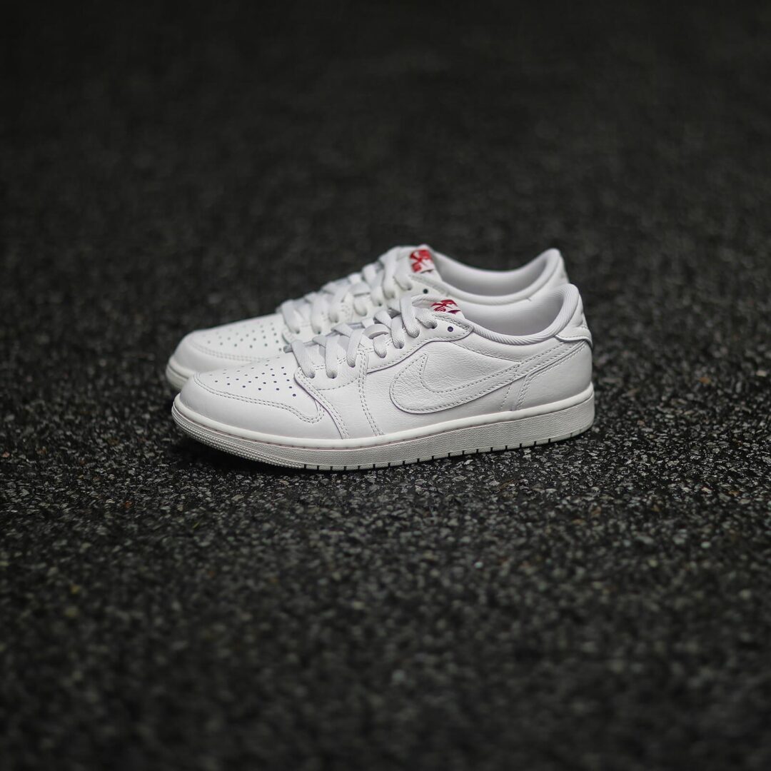 【2026年 6/6 発売】NIKE AIR JORDAN 1 LOW OG “Sail/University Red” (ナイキ エア ジョーダン 1 ロー “セイル/ユニバーシティレッド”) [HQ6998-100]