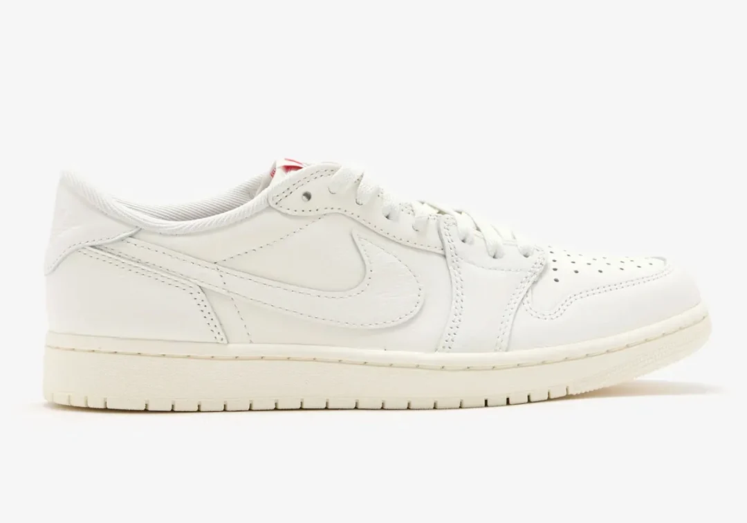 【2026年 6/6 発売予定】NIKE AIR JORDAN 1 LOW OG “Sail/University Red” (ナイキ エア ジョーダン 1 ロー “セイル/ユニバーシティレッド”) [HQ6998-100]