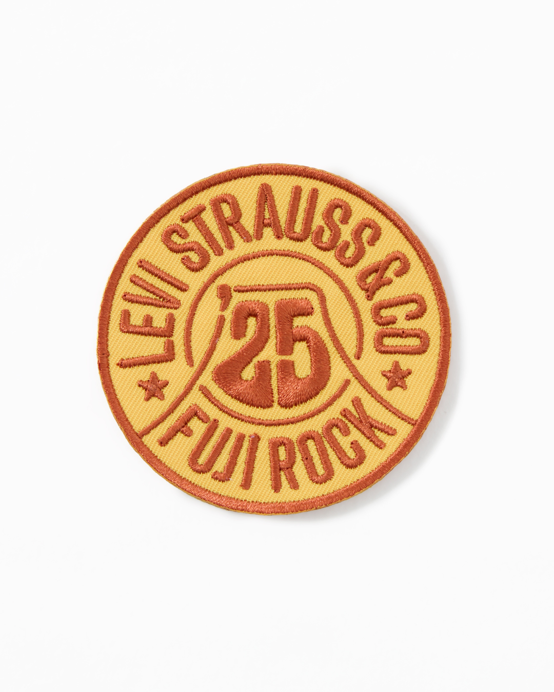 Levi’s × FUJI ROCK FESTIVAL 25 オフィシャルTシャツが2025年 7/4 & 7/5 発売 (リーバイス フジロック・フェスティバル)