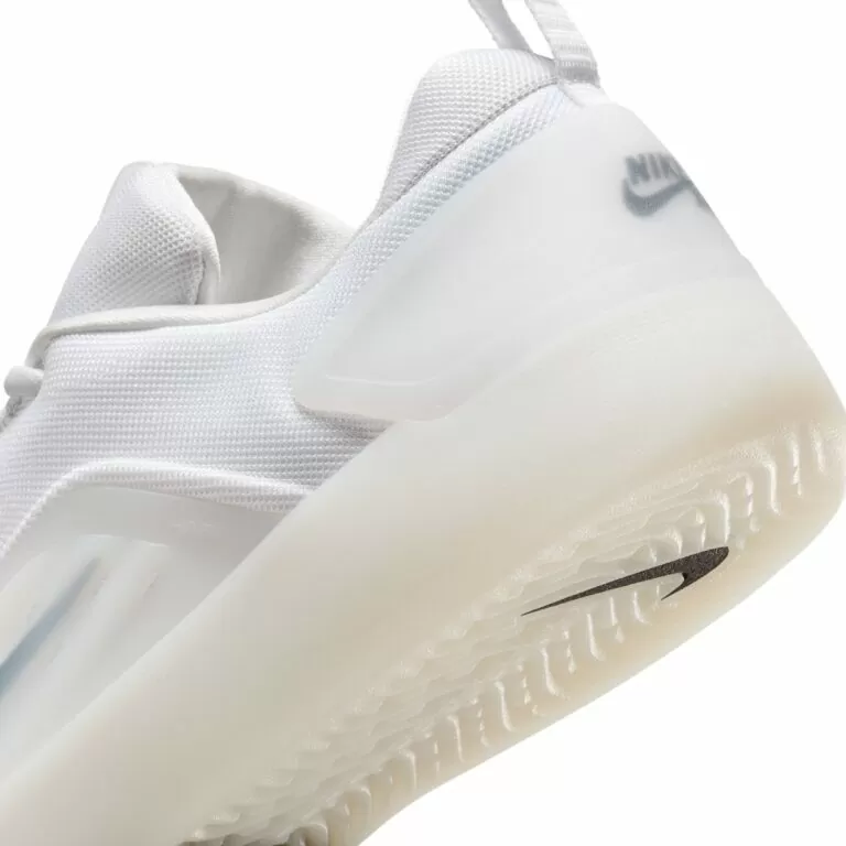 【2025年 7/8 発売】NIKE SB NYJAH 4 “White” (ナイキ ナイジャ “ホワイト”) [FQ1273-100]