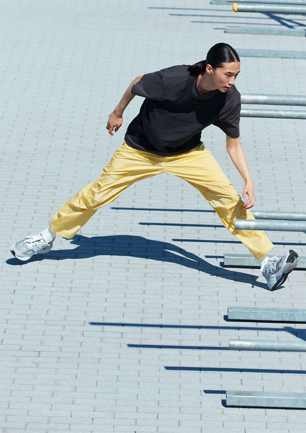 ニューバランスが提案する新しいアパレルコレクション「NB GREY」が2025年 7/11 発売 (New Balance)