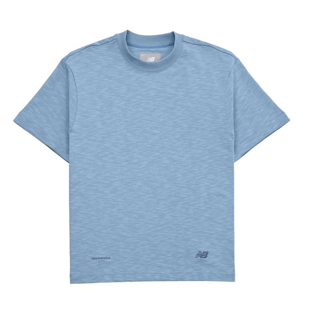 ニューバランスが提案する新しいアパレルコレクション「NB GREY」が2025年 7/11 発売 (New Balance)