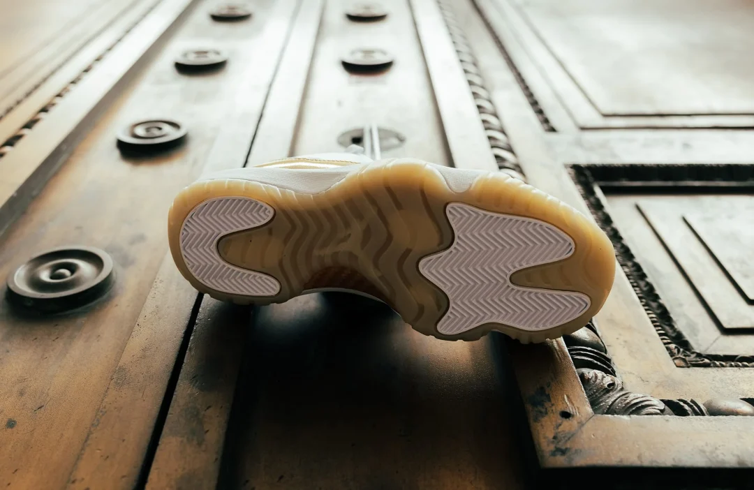 【2026年 5/9 発売】NIKE AIR JORDAN 11 “Mothers Day” (ナイキ エア ジョーダン 11 “マザーズ デー/母の日”) [AH7860-102]