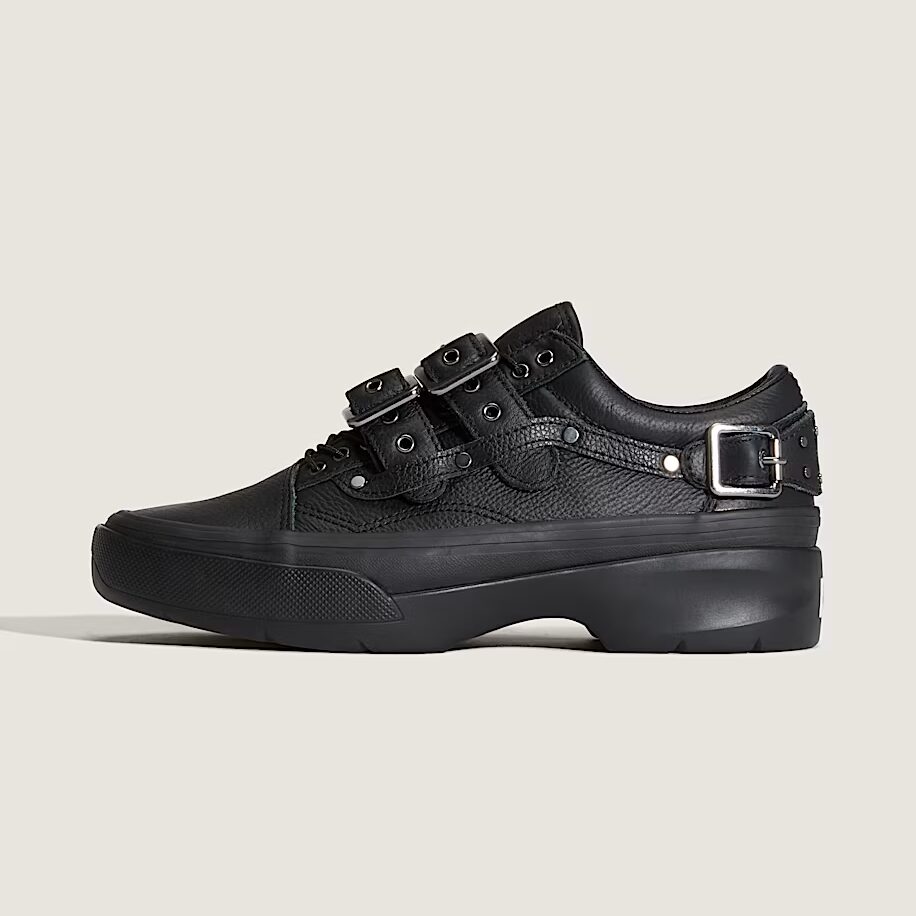 【2025年 9/11 発売】「Efron Danzig」シグネチャーモデル VANS PREMIUM OLD SKOOL BUCKLE (エフロン・ダンジグ バンズ プレミアム オールドスクール バックル) [VN000EEDBLK]