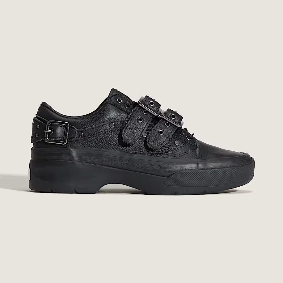 【2025年 9/11 発売】「Efron Danzig」シグネチャーモデル VANS PREMIUM OLD SKOOL BUCKLE (エフロン・ダンジグ バンズ プレミアム オールドスクール バックル) [VN000EEDBLK]