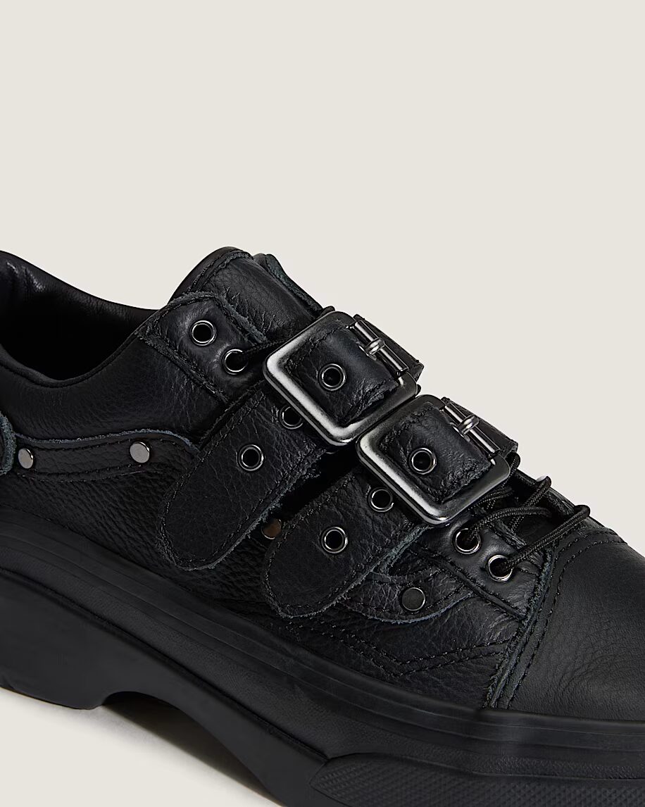 【2025年 9/11 発売】「Efron Danzig」シグネチャーモデル VANS PREMIUM OLD SKOOL BUCKLE (エフロン・ダンジグ バンズ プレミアム オールドスクール バックル) [VN000EEDBLK]