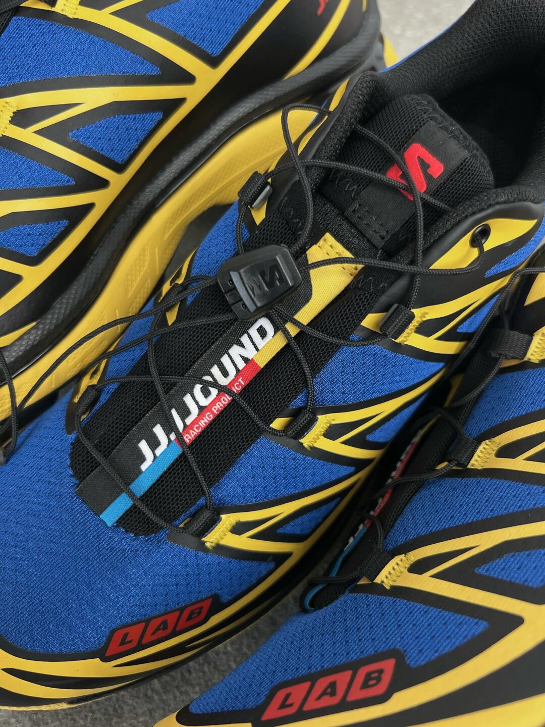 【2025年 8/7 & 8/8 発売】JJJJound × Salomon XT-6 “Ebony/Nautical Blue” (ジョウンド サロモン) [L49130300/L49130400]