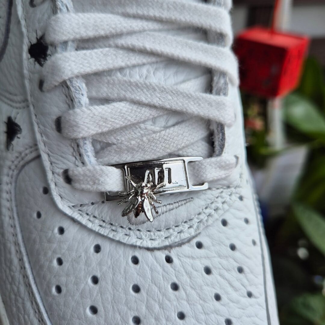 【2025年 10/24 発売】NIKE AIR FORCE 1 LOW “Houseflies” (ナイキ エア フォース 1 ロー “ハウスフライ”) [IM3081-100]