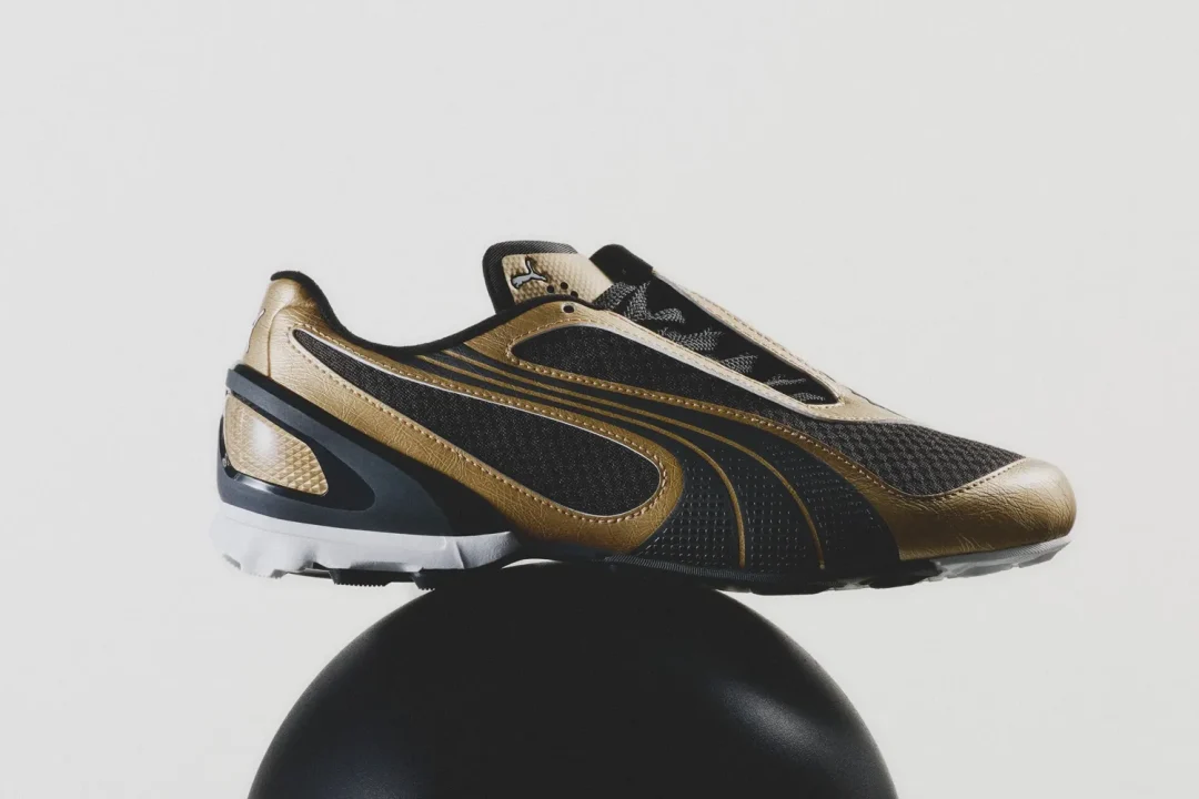 【2025年 7/12 発売】PUMA V-S1 METALLIC “White/Gold” (プーマ メタリック) [402953-02/402953-04]