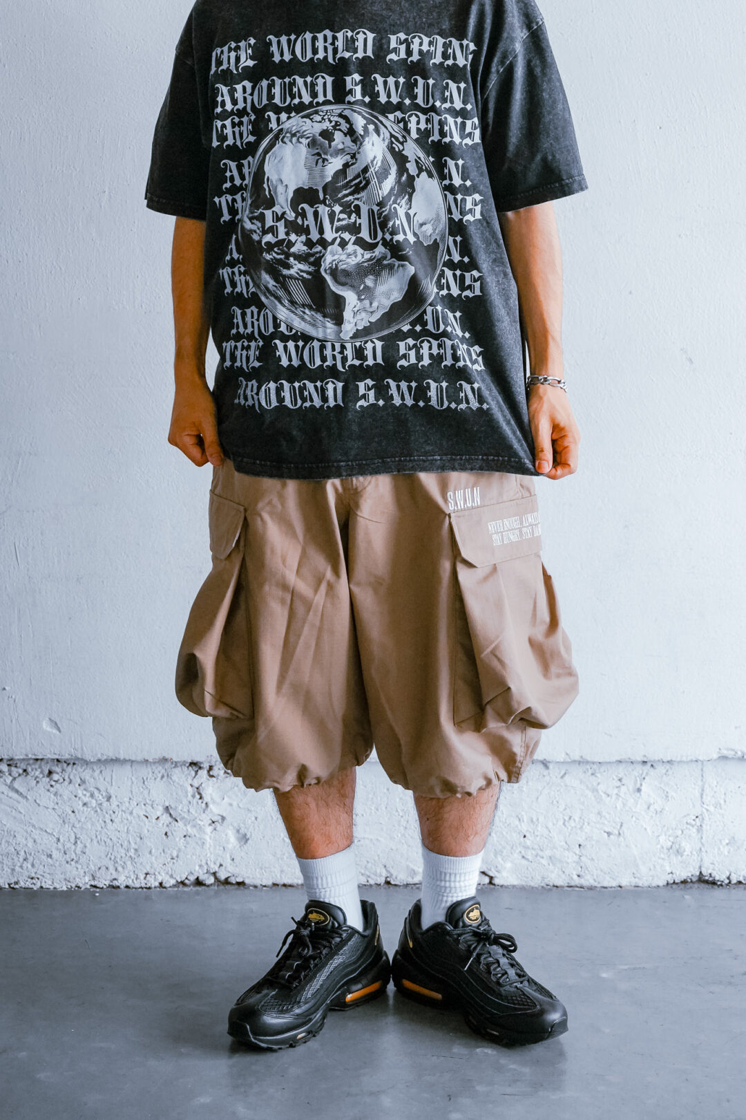 【抽選販売】S.W.U.N “Big Cargo Shorts” 2カラー (エスダブルユーエヌ “ビッグ カーゴ ショーツ”)