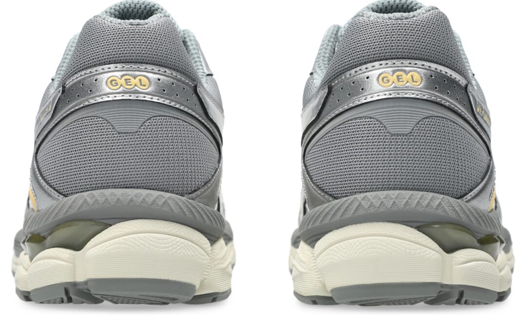 【2025年 8/22 発売】ASICS GEL-CUMULUS 16 “Cream/Clay Grey” (アシックス ゲルキュムラス) [1203A733.101]