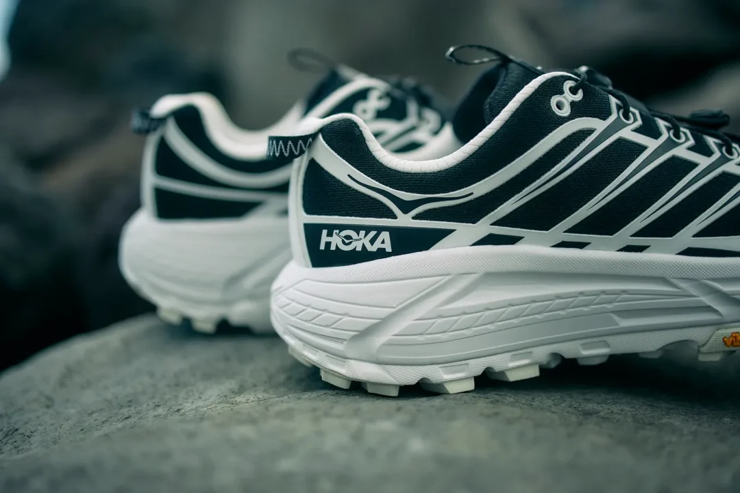 【2025年 9/1 発売】HOKA MAFATE THREE2 “CAST IRON/FROST” (ホカ プロジェックト トランスポート) [1141572-CTRN/1141572-FLCK]