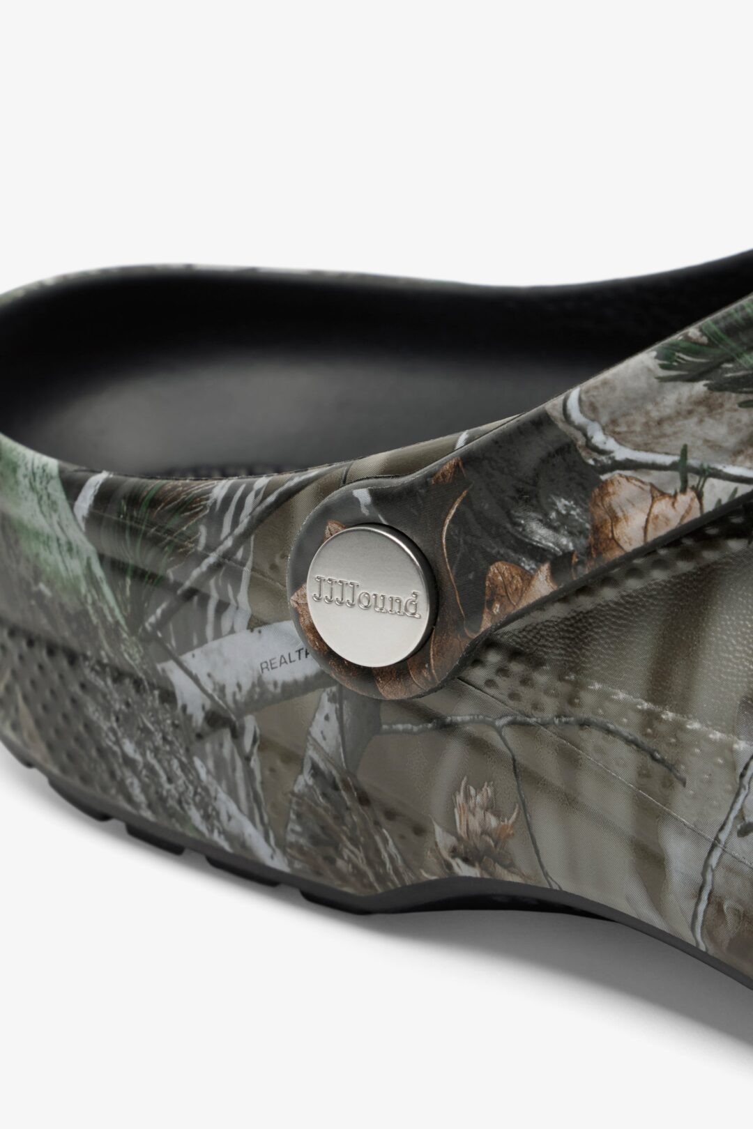 【2025年 9/18 発売】JJJJound 2025 FW × Crocs Classic Clogs “Realtree/Black” (ジョウンド 2025年 秋冬 クロックス クラシック クロッグ “リアルツリー/ブラック”)