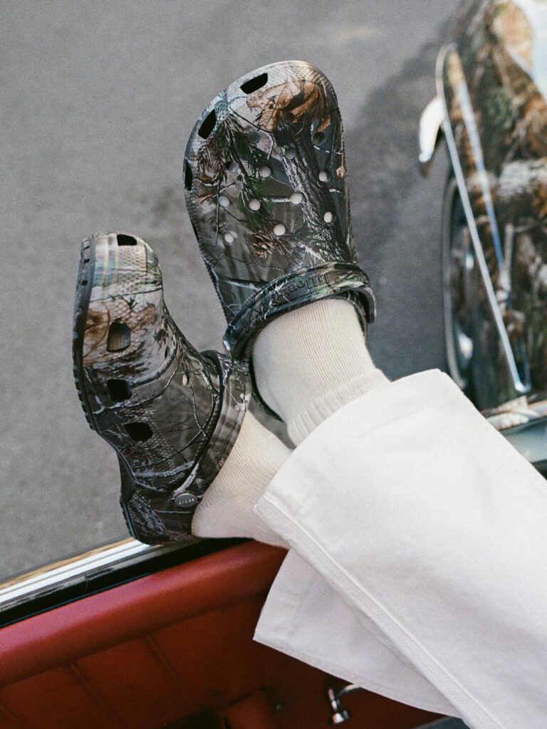 靴 JJJJound Crocs Realtree Black 27.0 US9 2025年 9/18 発売】JJJJound 2025 FW × Crocs Classic Clogs “Realtree