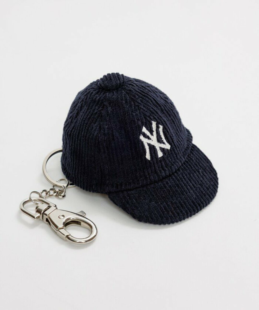 FREAK’S STORE × New Era 2025 FW 別注 コーデュロイ ロゴキャップ チャームが9月下旬 発売 (フリークスストア ニューエラ)