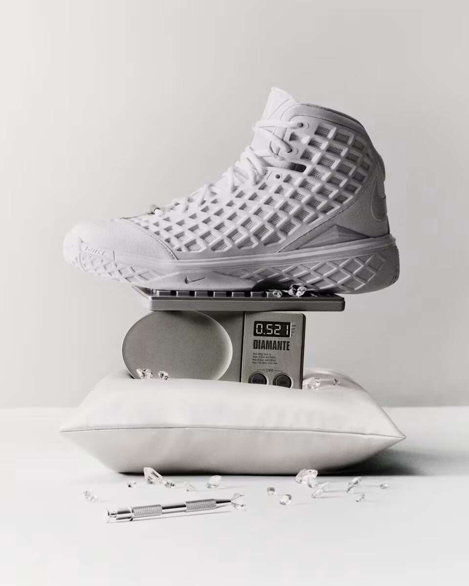 【2025年 8/23 発売】NIKE KOBE 3 PROTRO “Halo” (ナイキ コービー プロトロ “ヘイロー”) [HM4351-100]