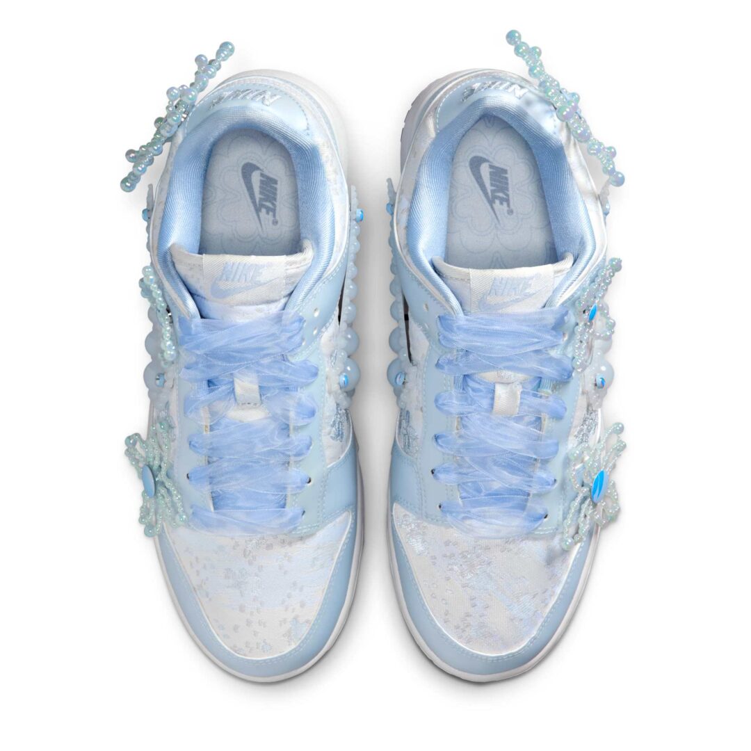 【2025年 9/12 発売予定】Susan Fang × NIKE W DUNK LOW “ARTIST COLLECTION/BLUE TINT” (スーザン・ファン ナイキ ダンク ロー “アーティストコレクション/ブルーティント”) [HV8575-100]