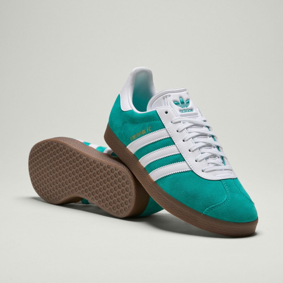 【2025年 8/12 発売予定】Liverpool FC × adidas Originals GAZELLE “2025-2026 Third Jersey” (リバプール アディダス オリジナルス サンバ “サードジャージ”) [JR4159]