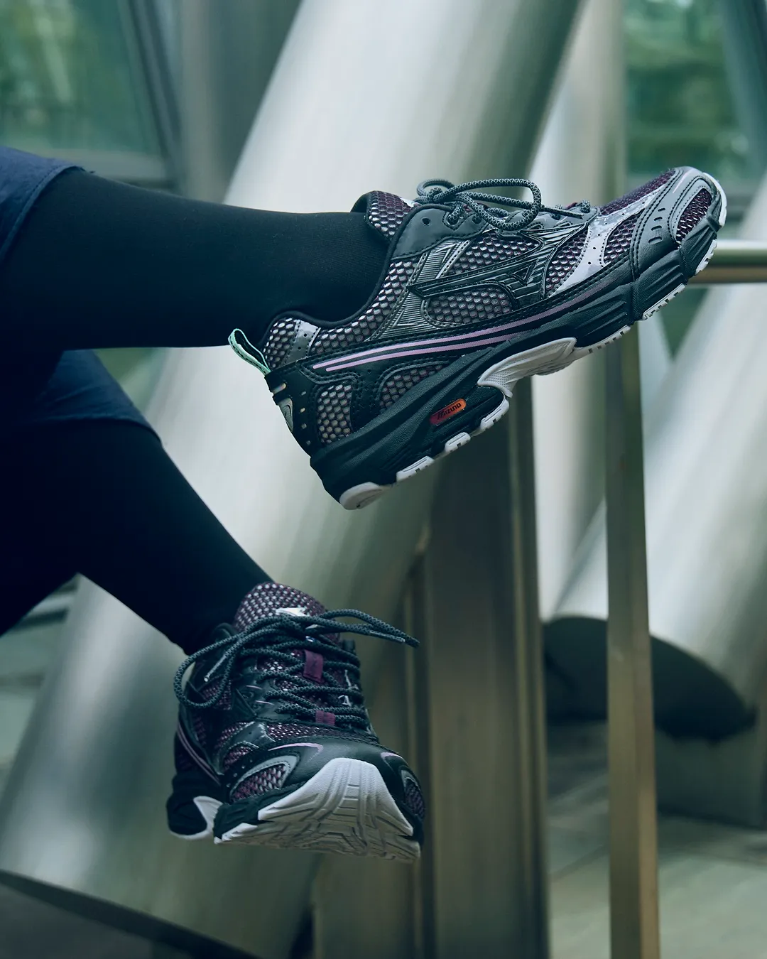 【2025年 8/29 発売】Mizuno “SPACE LIGHTS PACK” MXR (ミズノ “スペース ライツ パック”) [D1GA2553-01/D1GA2561-01]