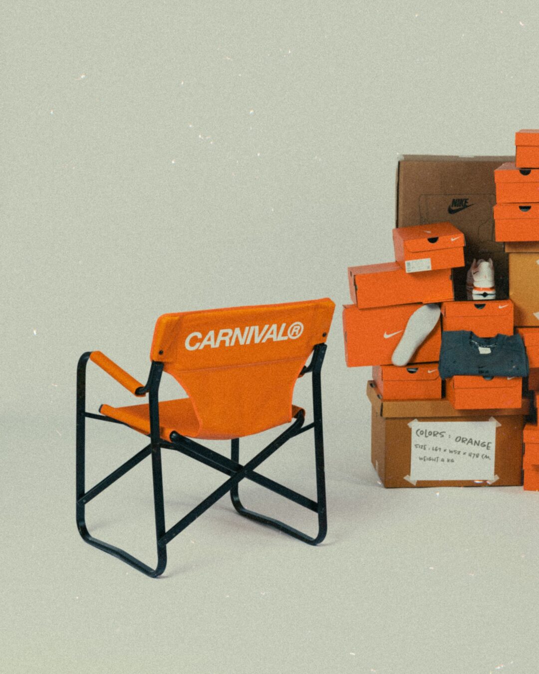 【海外限定ノベルティ】CARNIVAL × NIKE “FOLDING CHAIR”が登場 (カーニバル ナイキ フォールディング チェア)