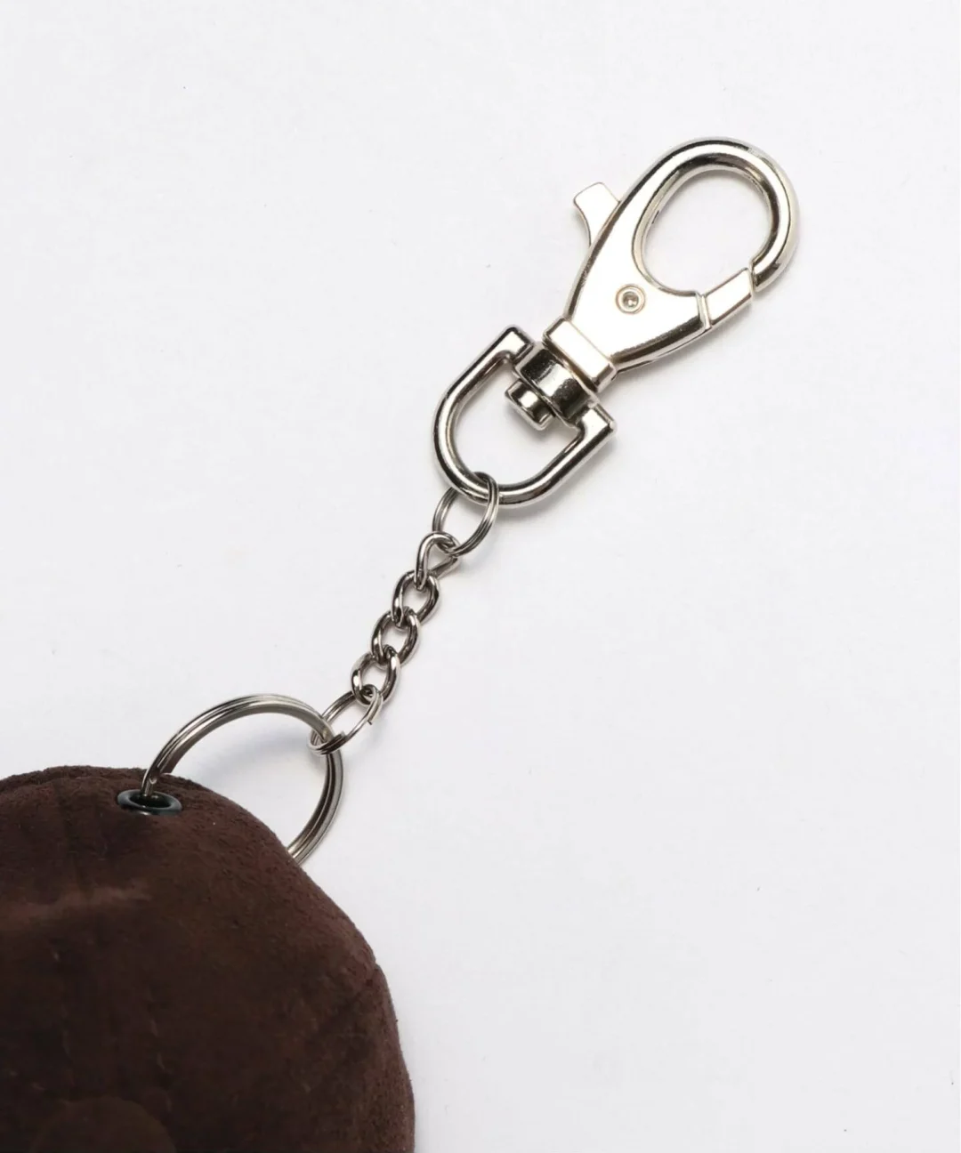 イタリア製高級マイクロファイバースエード「Alcantara」を採用したNew Era for JOURNAL STANDARD 別注 “CapKeyholder”が発売 (ニューエラ ジャーナルスタンダード アルカンターラ)