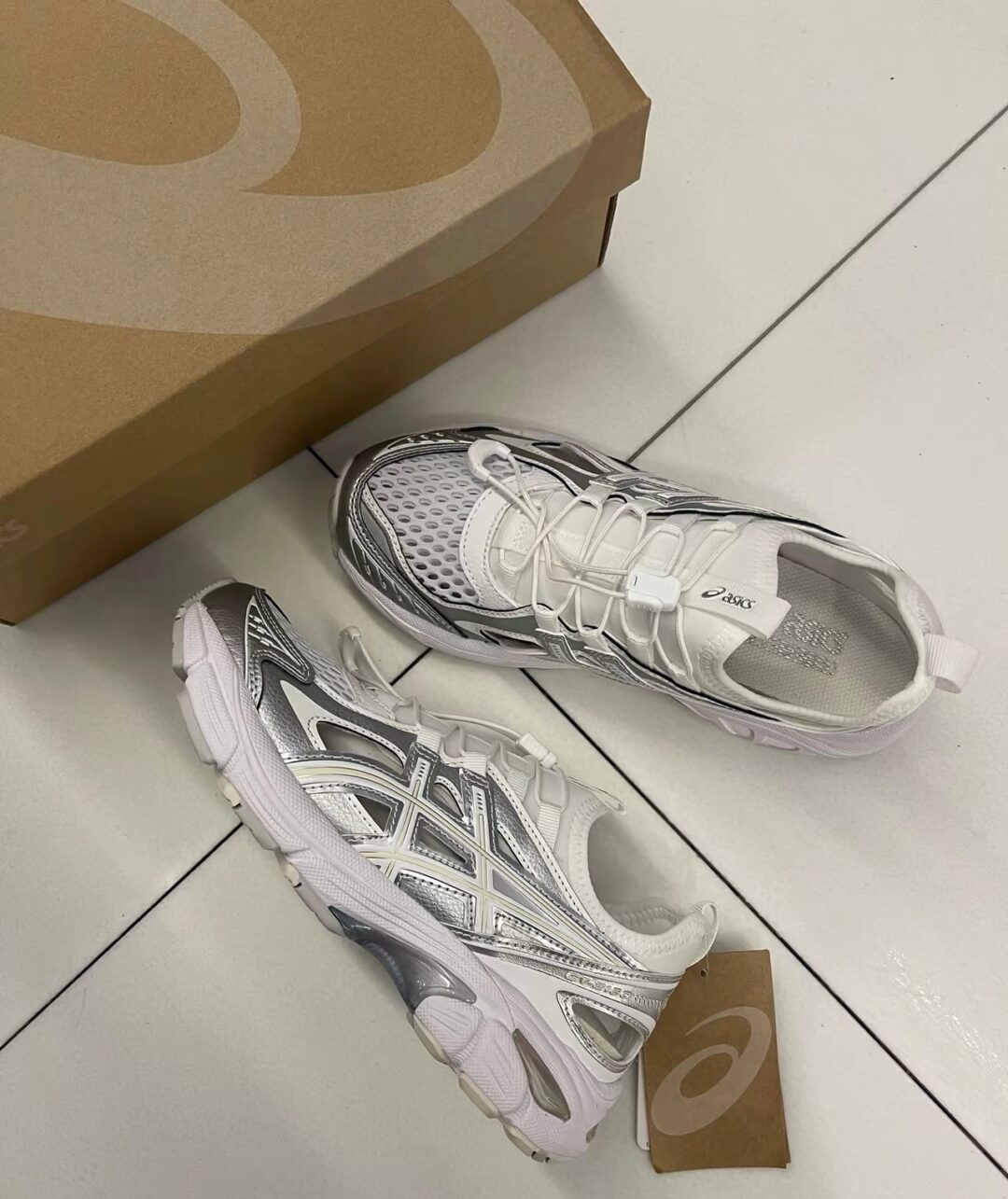 【海外発売】ASICS GT-2160 BREEZE “White/Pure Silver” (アシックス ブリーズ) [1203A903.100]