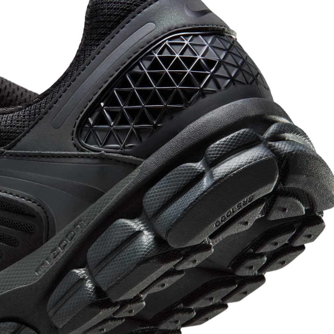【2025年 秋 発売予定】NIKE ZOOM VOMERO 5 “Black/Anthracite” (ナイキ ズーム ボメロ 5 “ブラック/アンスラサイト”) [IM6597-001]