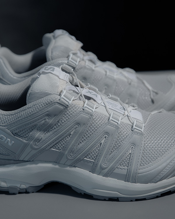 【2025年 8/12 発売】URBAN RESEARCH × Salomon XA PRO 3D “Grey/Silver” (アーバンリサーチ サロモン) [L47773600]