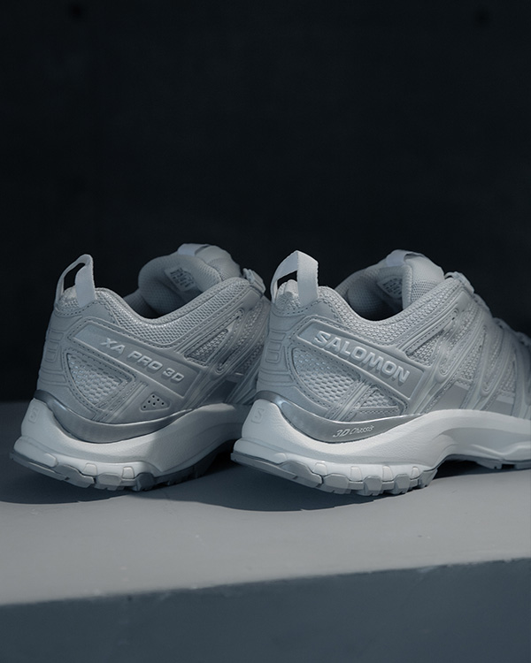 【2025年 8/12 発売】URBAN RESEARCH × Salomon XA PRO 3D “Grey/Silver” (アーバンリサーチ サロモン) [L47773600]