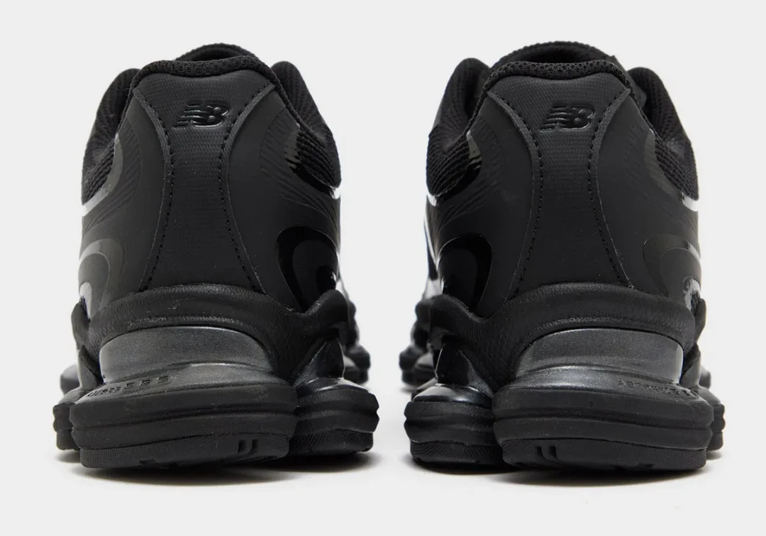 【2025年 秋 発売予定】New Balance U2000 ETB “Triple Black” (ニューバランス) [U2000ETB]