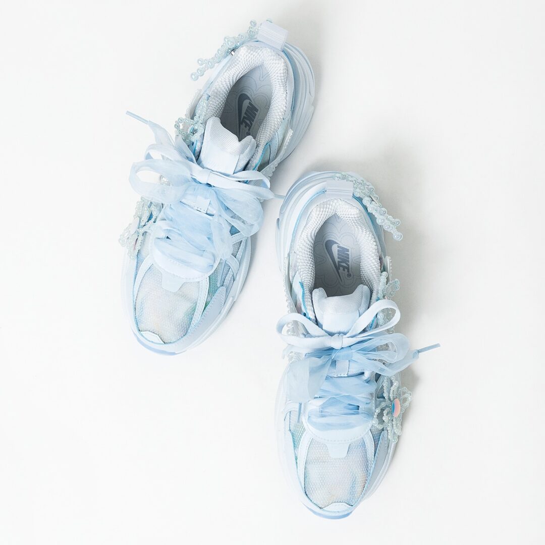 【海外発売】Susan Fang × NIKE W V2K RUN “ARTIST COLLECTION/BLUE TINT” (スーザン・ファン ナイキ ヴィツーケー “アーティストコレクション/ブルーティント”) [IB7426-400]