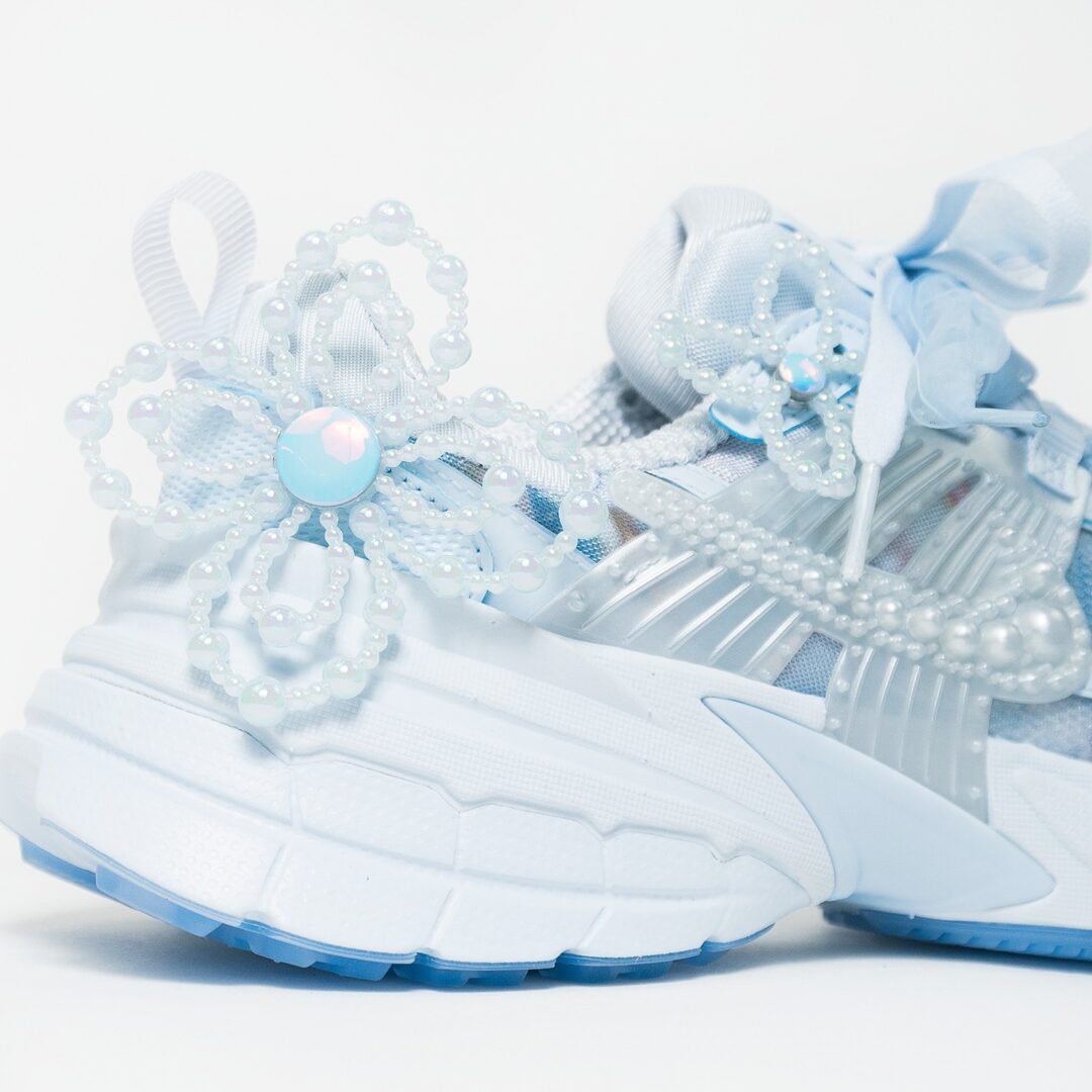 【海外発売】Susan Fang × NIKE W V2K RUN “ARTIST COLLECTION/BLUE TINT” (スーザン・ファン ナイキ ヴィツーケー “アーティストコレクション/ブルーティント”) [IB7426-400]