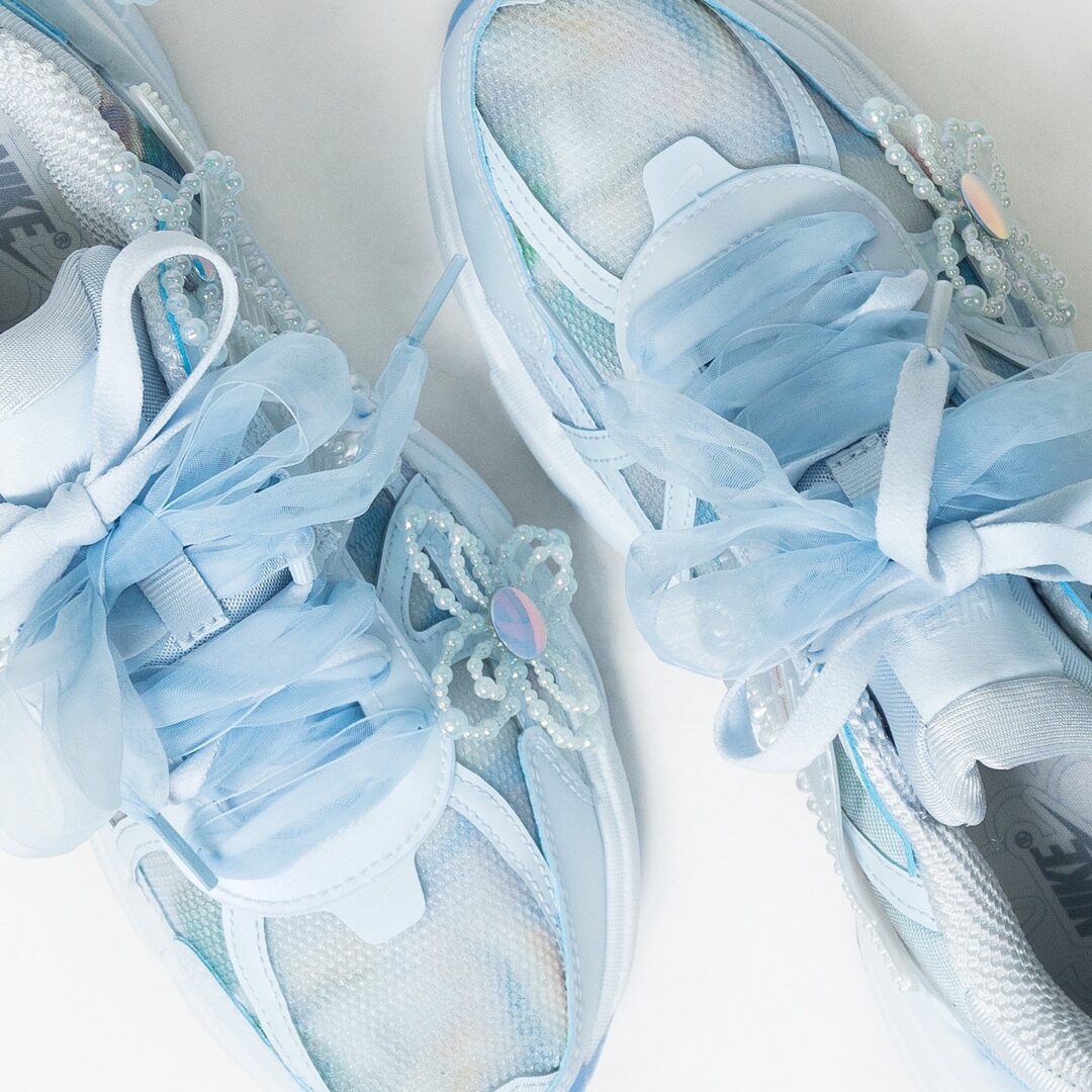 【海外発売】Susan Fang × NIKE W V2K RUN “ARTIST COLLECTION/BLUE TINT” (スーザン・ファン ナイキ ヴィツーケー “アーティストコレクション/ブルーティント”) [IB7426-400]